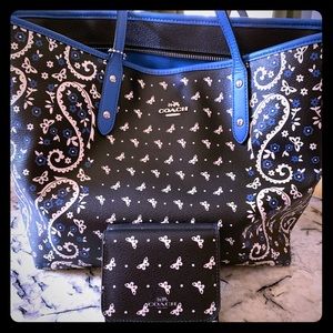 Coach tote and matching wallet